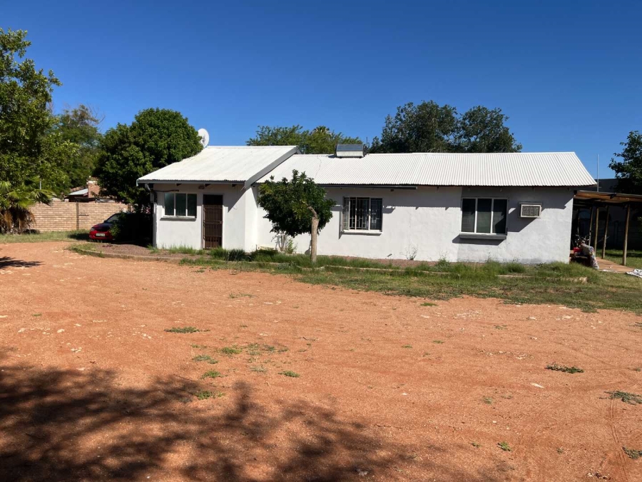 3 Bedroom Property for Sale in Blydeville Northern Cape